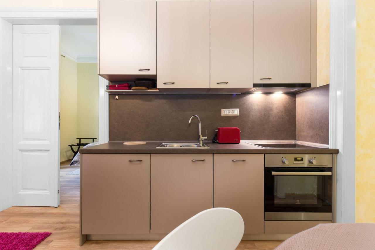 Casa Veneziana Apartment Rijeka Luaran gambar
